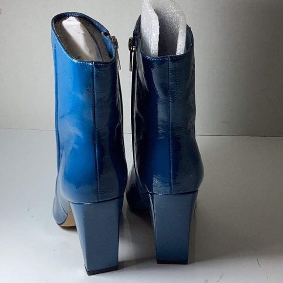 Vince Camuto Women's Membidi Cone-Heel Booties - Picture 6 of 11